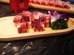 -热火朝天鲜切牛肉火锅(南强街巷店)