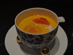 -龙凤荟·传统粤菜点心(新天地店)