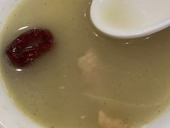 -鲁朗纳麦石锅鸡庄园