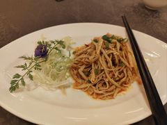 -粤尚腾香居中餐厅(首都机场希尔顿店)
