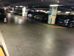 -万象城-停车场