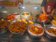 -柳州肥姨妈大骨螺蛳粉(东靖路店)