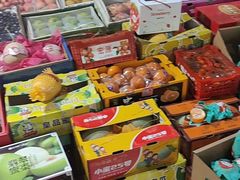 -上海龙吴水胜海发市场