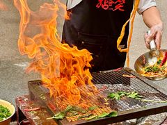 -拈签一笑黄牛肉辣卤串串