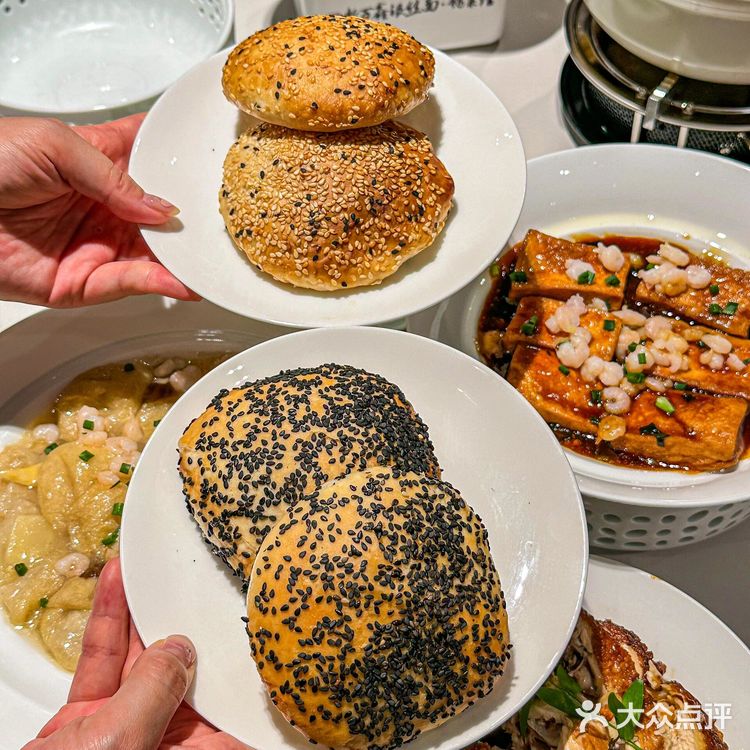 很正宗的无锡非遗老字号！可以用响油鳝丝做浇头！