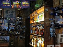 -丽纳尔斯酒吧咖啡LENORE’S BAR(三经街店)
