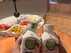-涨巢·潮玩水疗局