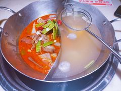 -左庭右院鲜牛肉火锅(浦江欢乐颂店)