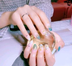 -Halo美甲美睫