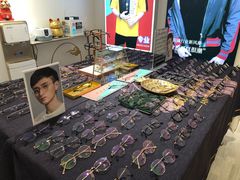 -肆兮眼镜·蔡司·徕卡战略合作店(大坪店)