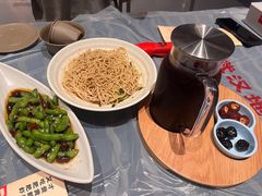-肥肥虾庄·金牌油焖大虾(杨园滨江时代walk店)
