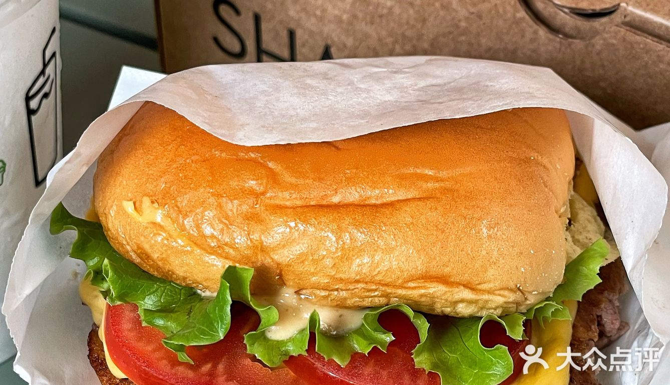 终于！！！能在福州吃到Shake Shack啦！！