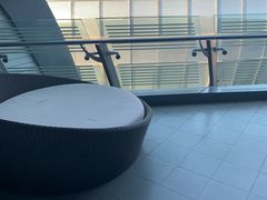 -上海滴水湖皇冠假日酒店