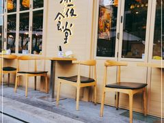 -赣南粉局·江西小炒·锅气炒粉(巴黎春天店)