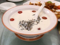 -马尔龙新疆饭店·清真(瑞景店)