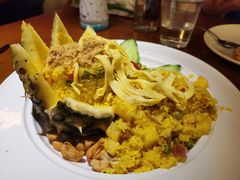 特色菠萝海鲜炒饭-明泰谷泰国餐厅(正大广场店)