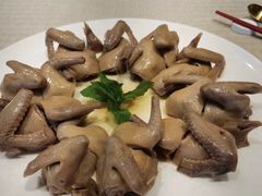 -品悦酒店(三林古镇店)