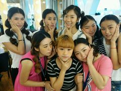 -金夫人化妆摄影职业培训学校