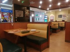 卡座-萨莉亚意式餐厅(玉泉路物美店)