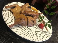 金牌烤乳鸽-夜宴江景餐厅