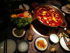 -湊湊火锅·茶憩(新中关购物中心店)
