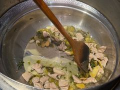 -老船舫·现做活鲜鱼馆(东郊记忆店)