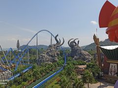 -七彩云南欢乐世界