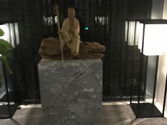 -新盈光·云会所(百丈东路店)