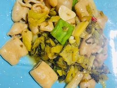 -九记路边鸡(滨江路店)