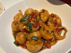-阿瓦山寨·湘菜现炒·剁椒鱼头王(咸阳总店)