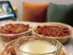 -扒虾小妹儿麻辣海鲜(宏图街店)