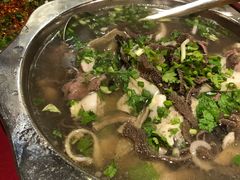 -谢老五跷脚牛肉·非遗传承店