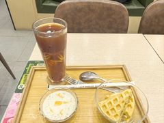 -佰搭果·广式茶餐厅(西华路店)