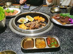 -红泥小火炉·东北泥炉烤肉(天一旗舰店)