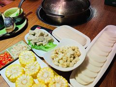 野生小马蹄，煲仔饭，竹笙，奶缇-芭缇沁园椰子鸡(中航紫金新天地店)