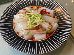 -丝路天山酒店(国际大巴扎店)