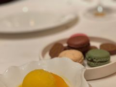 百香果马卡龙-福楼法餐厅FLO