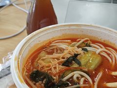 -粉八·云南米线·建水烧烤(常熟路店)
