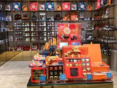 零售区-VENCHI 闻绮(北京国贸商城店)