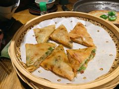 土家豇豆饼-吃饭皇帝大土家民族菜(正大广场店)