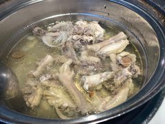-三个椰子·现砍椰子鸡(金源CBD店)