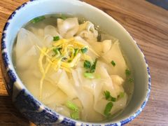 -新梅华·茶点餐厅(欧尚店)
