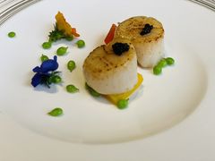 鱼子酱香煎带子皇-皇朝会.经典传统粤菜(外滩店)