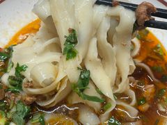 -顺溜·手工刀削面·黑金店(铜锣湾店)