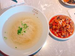 八宝辣酱-松鹤面馆·古法焖肉面(观前店)