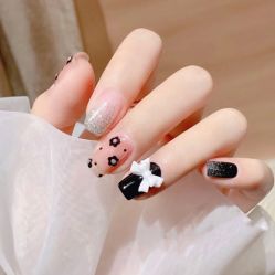 -LWL nail studio美甲美睫工作室
