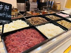 -元一希尔顿酒店·鲜切牛肉火锅禅自助餐厅