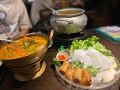 -大头虾越式风味餐厅(光明广场店)