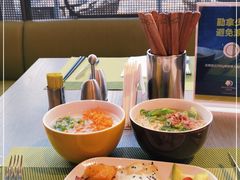 -大堂吧·雪茄吧·威士忌·下午茶(深圳机场希尔顿逸林酒店)