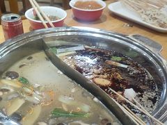 -袁记串串香(泉水轻轨站店)